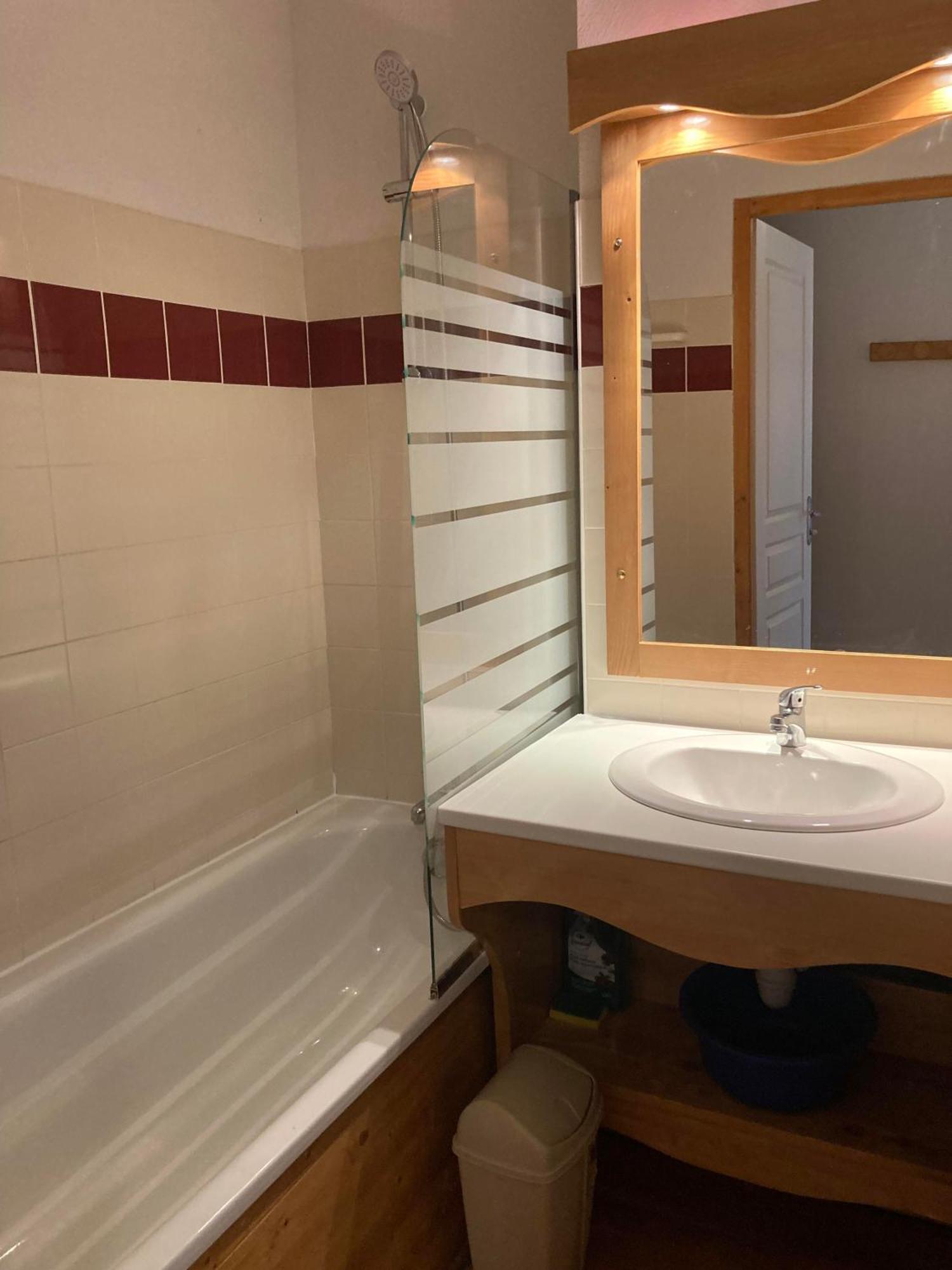 Appartement Pied Des Pistes, Terrasse Wifi Et Parking Chamrousse Bagian luar foto