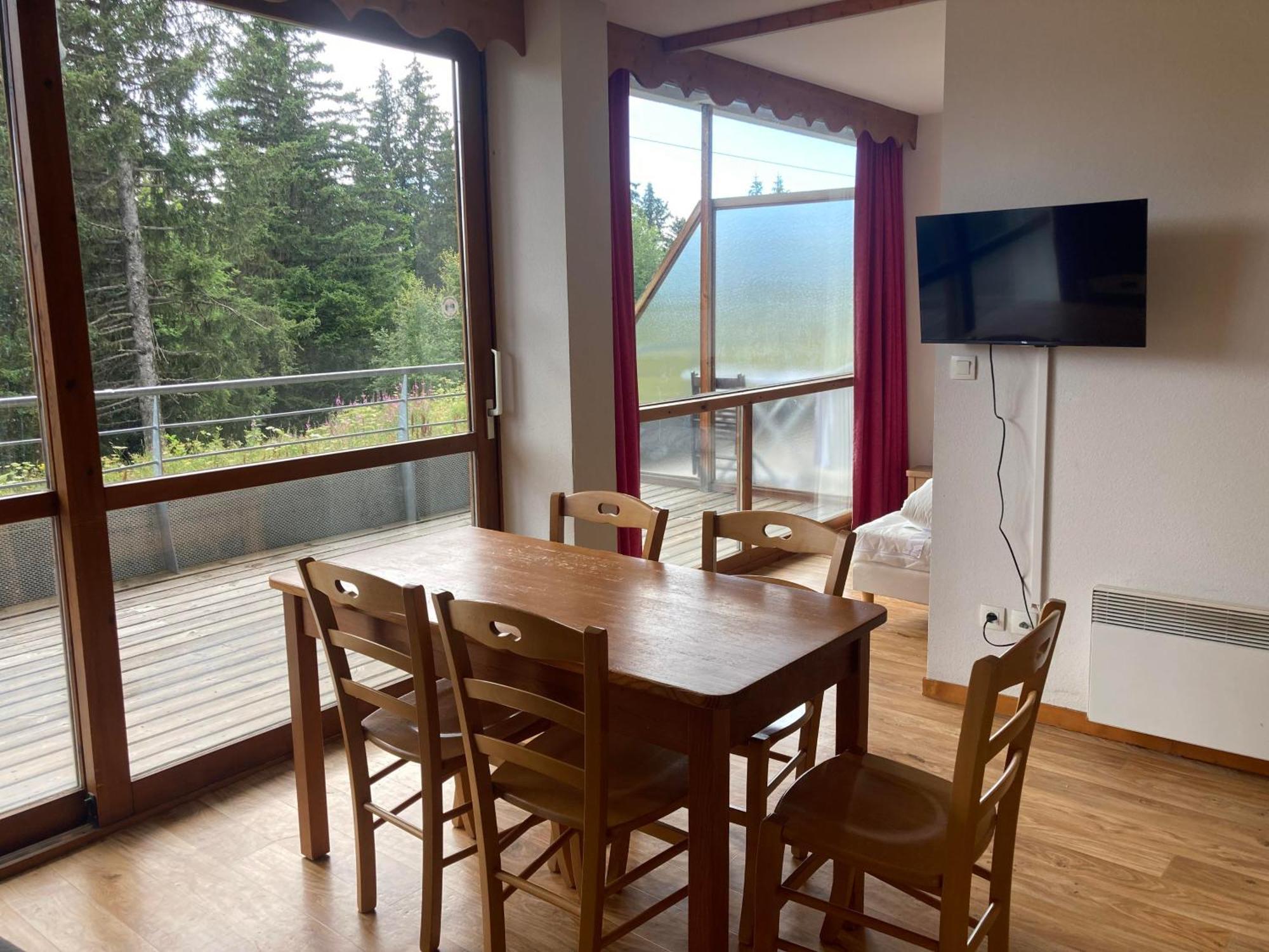 Appartement Pied Des Pistes, Terrasse Wifi Et Parking Chamrousse Bagian luar foto